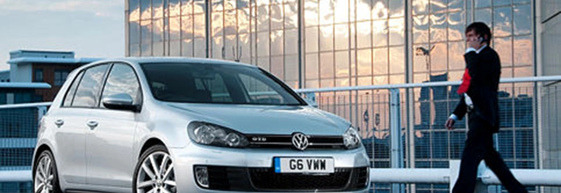 Volkswagen Golf GTD Five-Door (2009) 